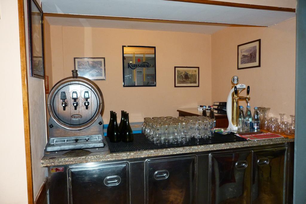 Albergo Ristorante Gori アメーリア エクステリア 写真